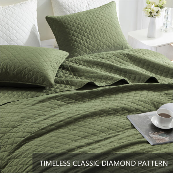 Homelike Moment Twin Quilt Set, Lightweight Quilt, Soft Twin XL Quilts Olive Green